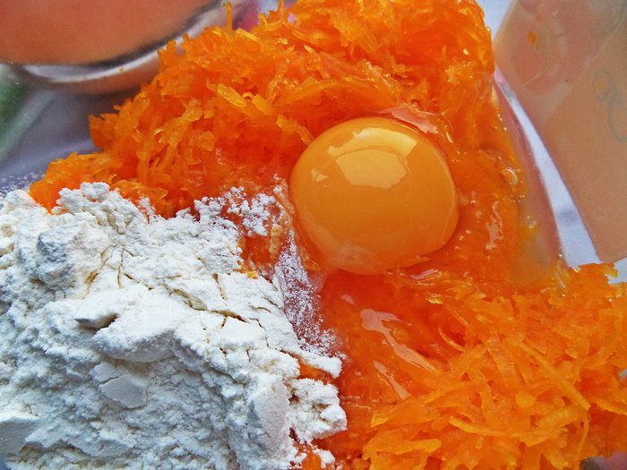 Тыквенные &amp;quot;драники&amp;quot; с пармезаном и курица в итальянских приправах