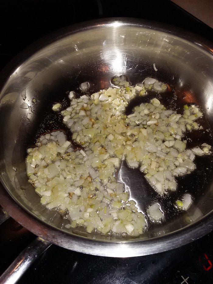 Куриные котлеты с яйцом