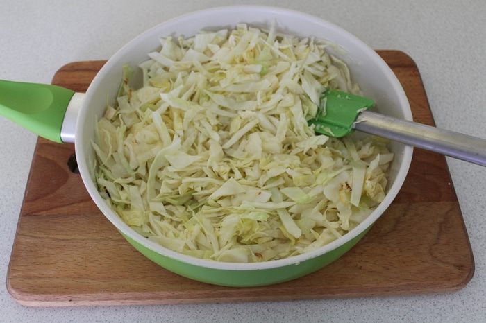 Пирожки с капустой постные