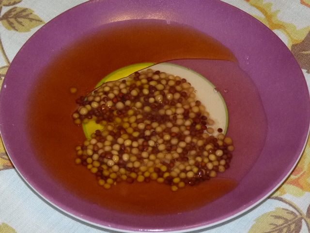 Салат с клубникой и хамоном для романтического ужина
