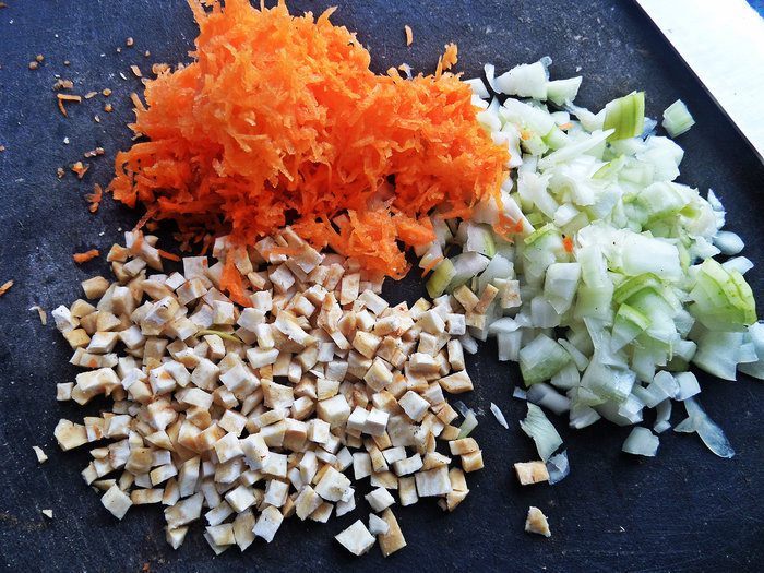 Курочка с гречкой и грибами