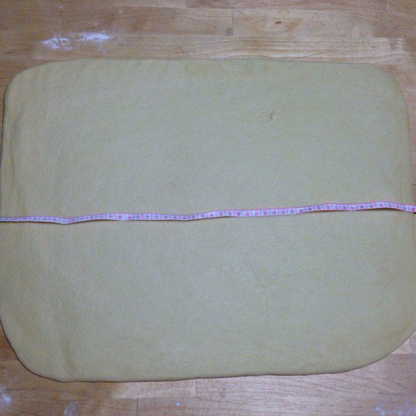 Синнабон (булочки с корицей и сливочным кремом сверху)