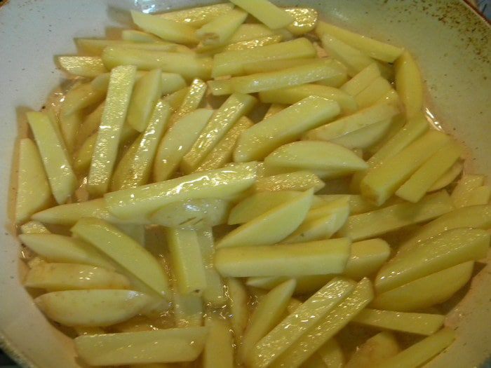 Весенний запеченный картофель со свининой