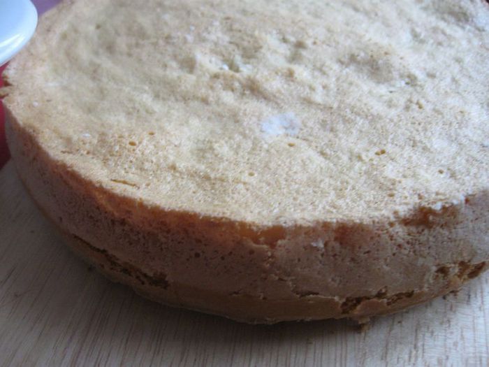 Воздушный бисквит от Луки Монтерсино