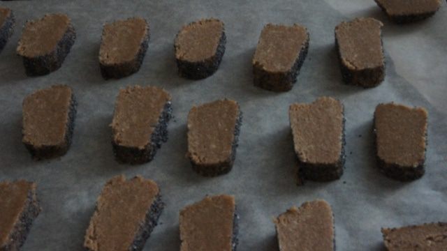Печенье с маком на гречневой муке