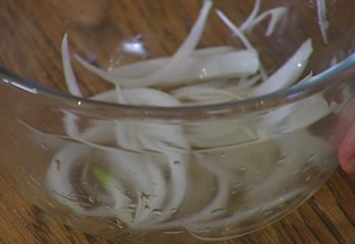 Острый фасолевый суп по-мексикански