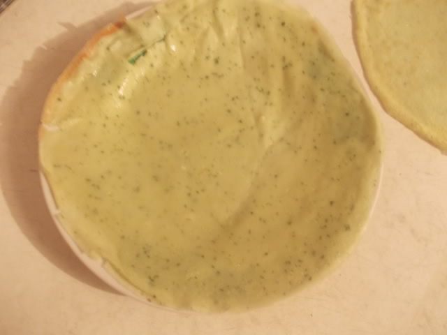 Блинный тортик с печенью и шпинатом