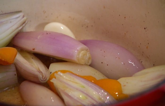 Ягнятина, томленная в сидре с овощами