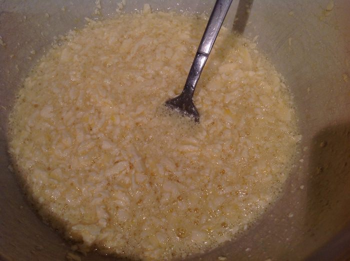 Пирог с грушей и клюквой