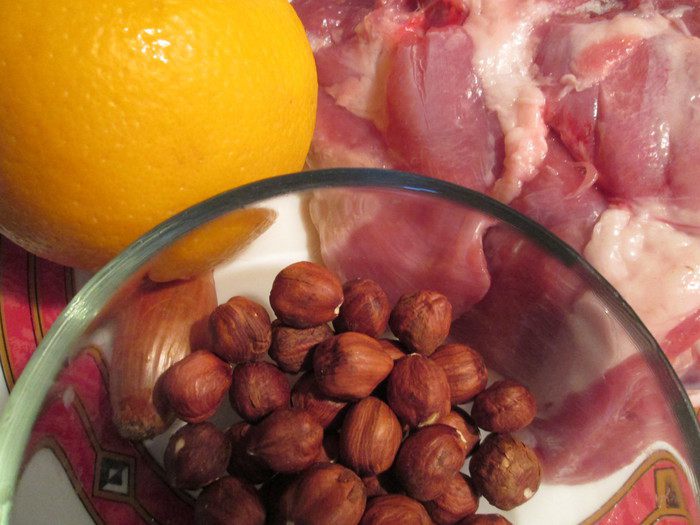 Террин из утки с фундуком 