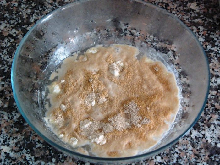 Турецкий симит с маслинами