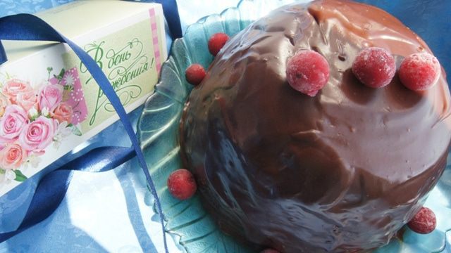 Торт «Шоколадно-вишневый купол»