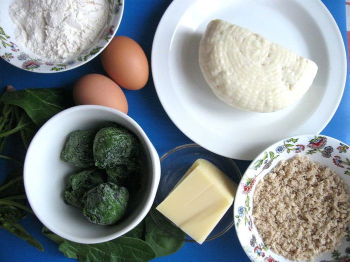 Клецки со шпинатом и сыром