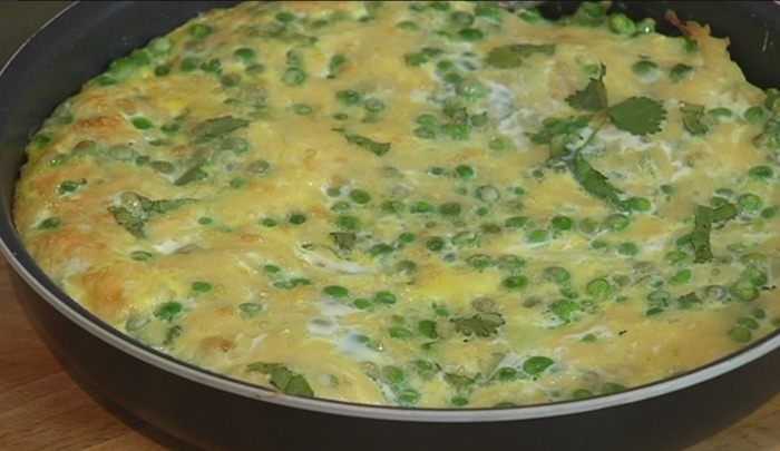Фриттата с зеленым горошком и картофелем 