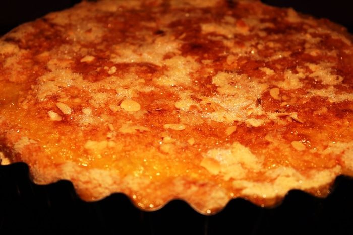 Лимонник под миндально-сахарной корочкой