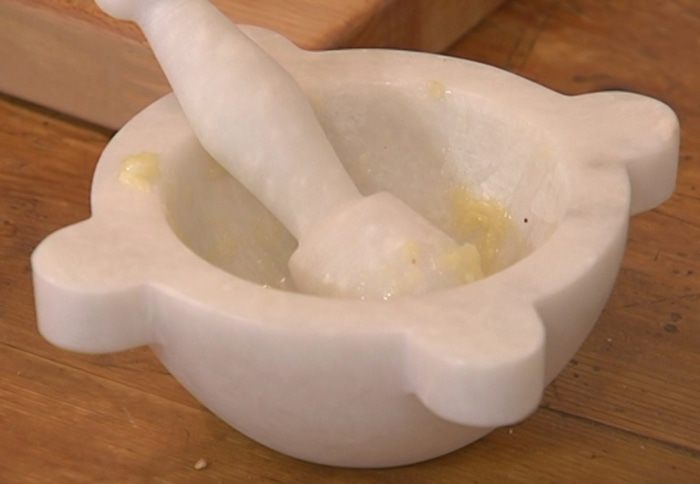 Куриные грудки, фаршированные козьим сыром и зеленью