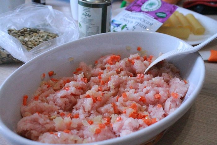 Каннеллони с песто из шпината