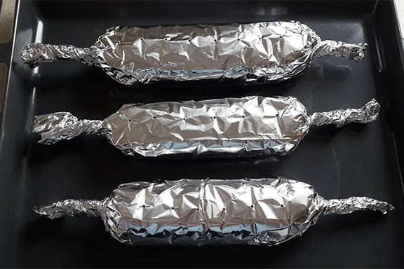 Куриные колбаски в духовке
